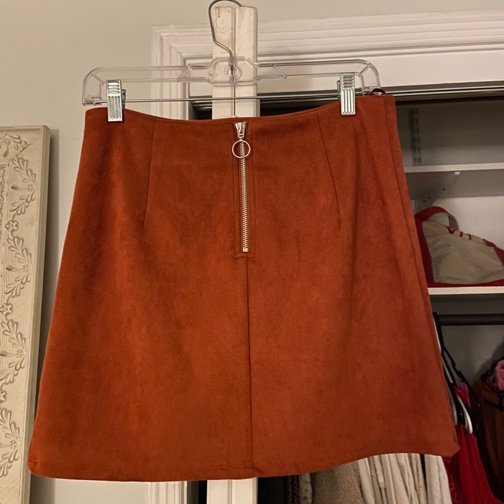 Mini Skirt - Picture 2 of 2